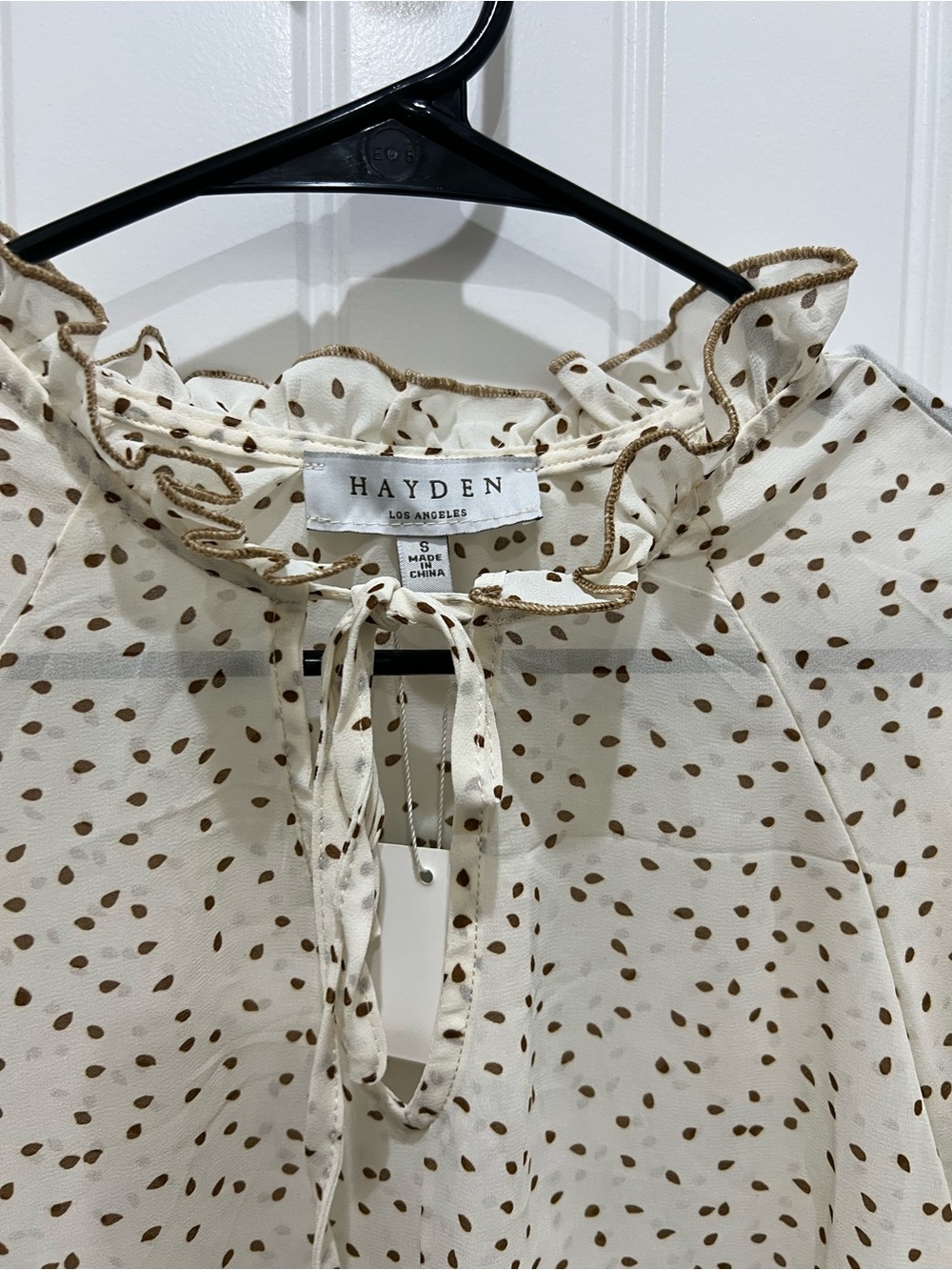 Hayden Los Angeles Cream Dot Ruffle-Neck Long-Sleeve Blouse - Picture 3 of 6